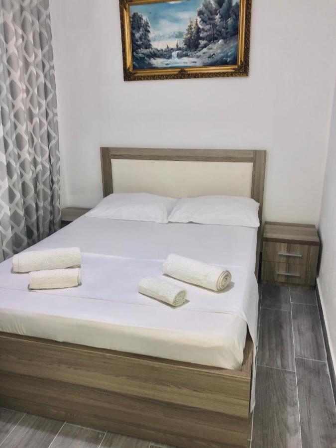 Sandri Apartment Хімара Екстер'єр фото