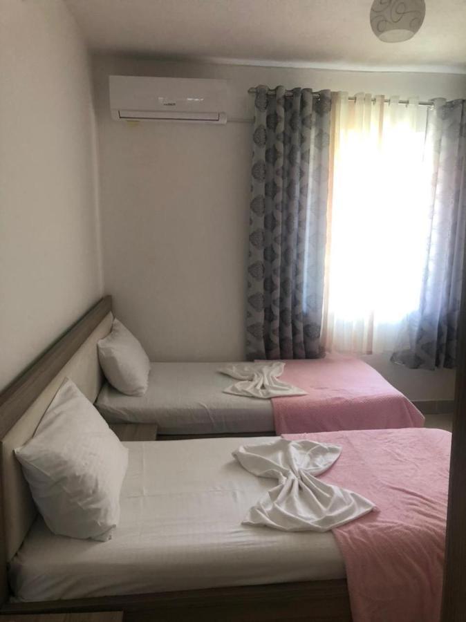 Sandri Apartment Хімара Екстер'єр фото